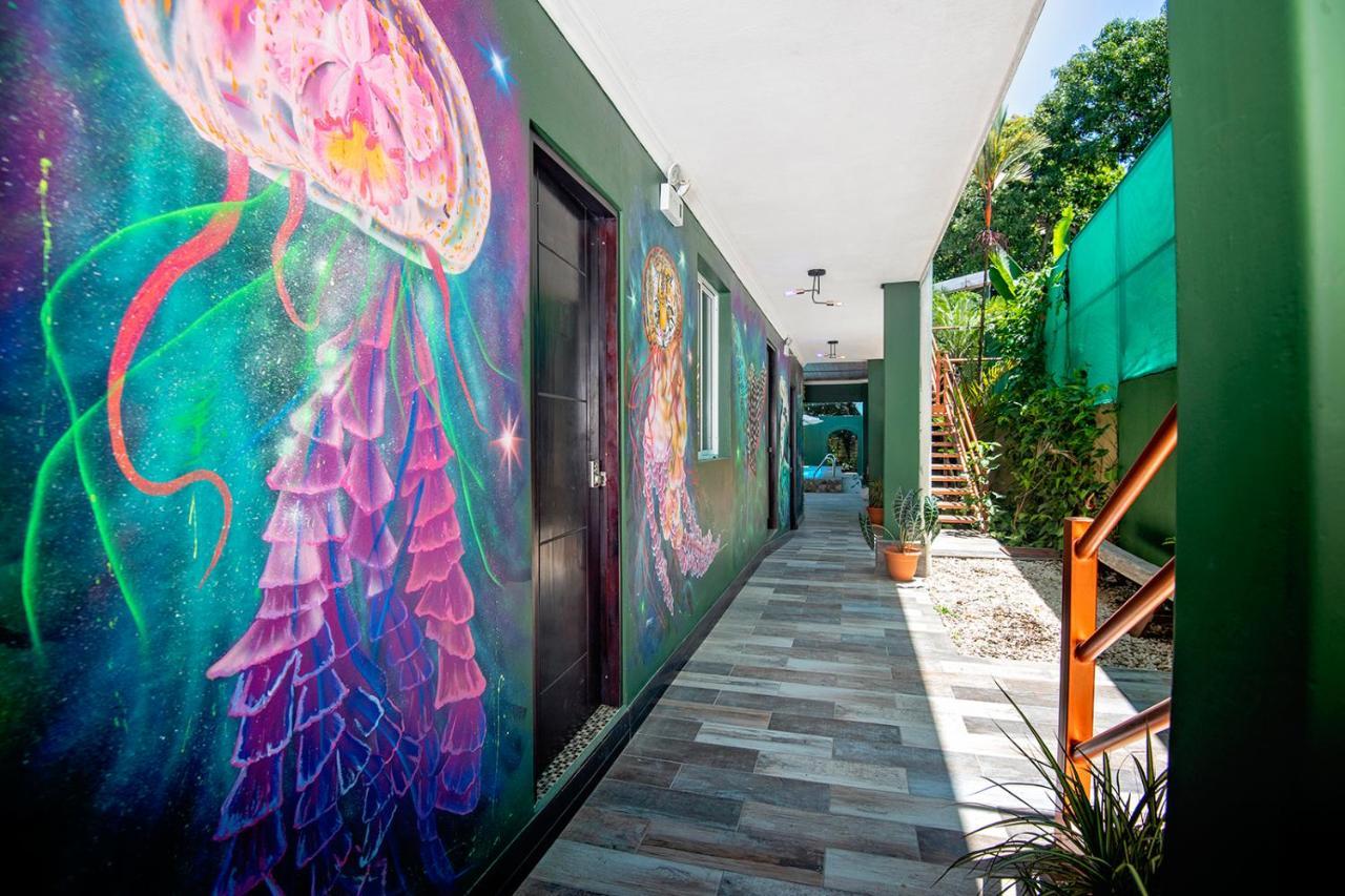 Encanto Del Mar Hotel Jaco Exterior photo