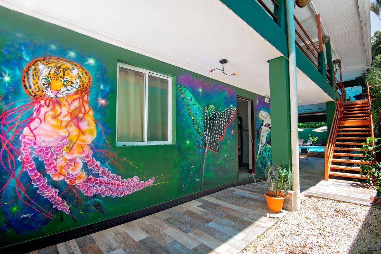 Encanto Del Mar Hotel Jaco Exterior photo