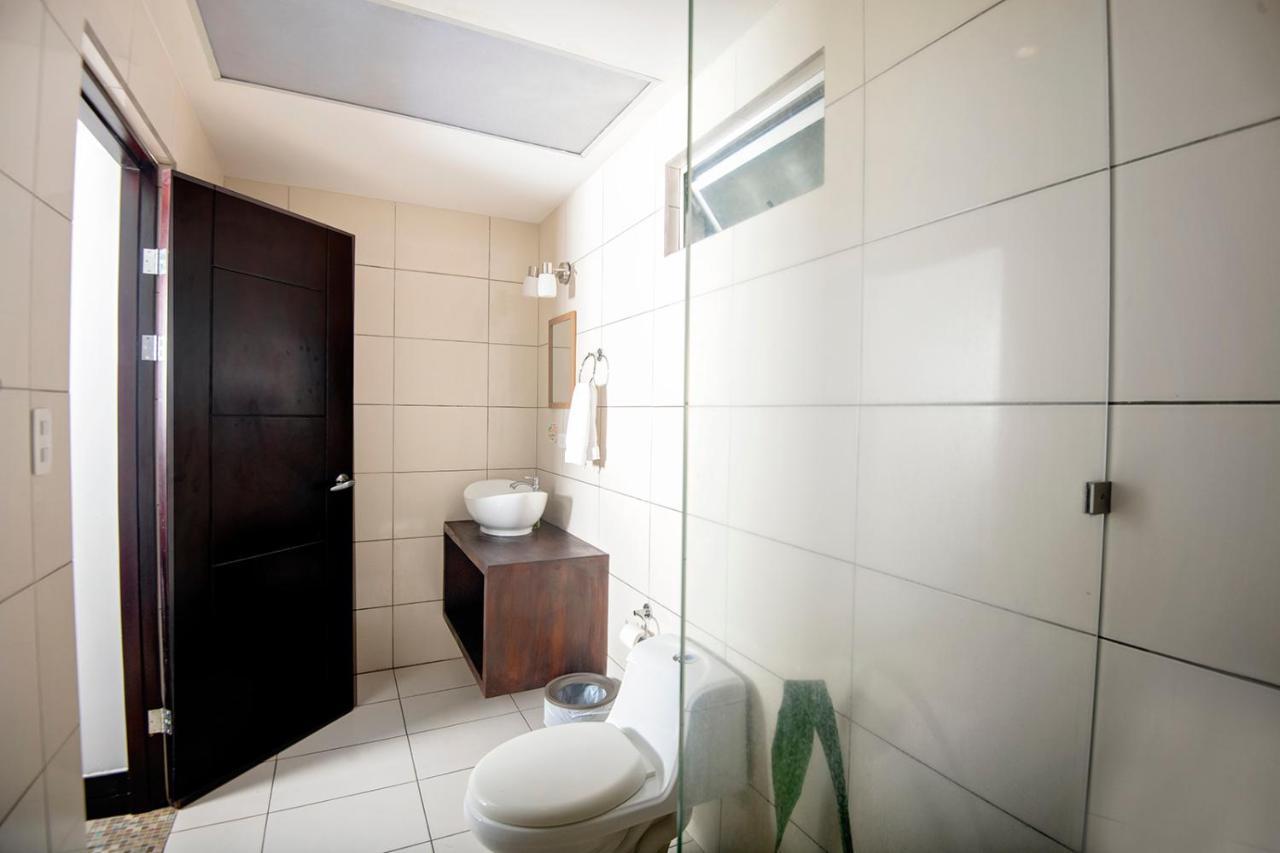 Encanto Del Mar Hotel Jaco Exterior photo