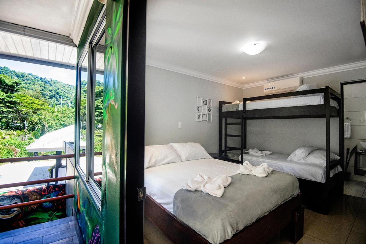Encanto Del Mar Hotel Jaco Exterior photo