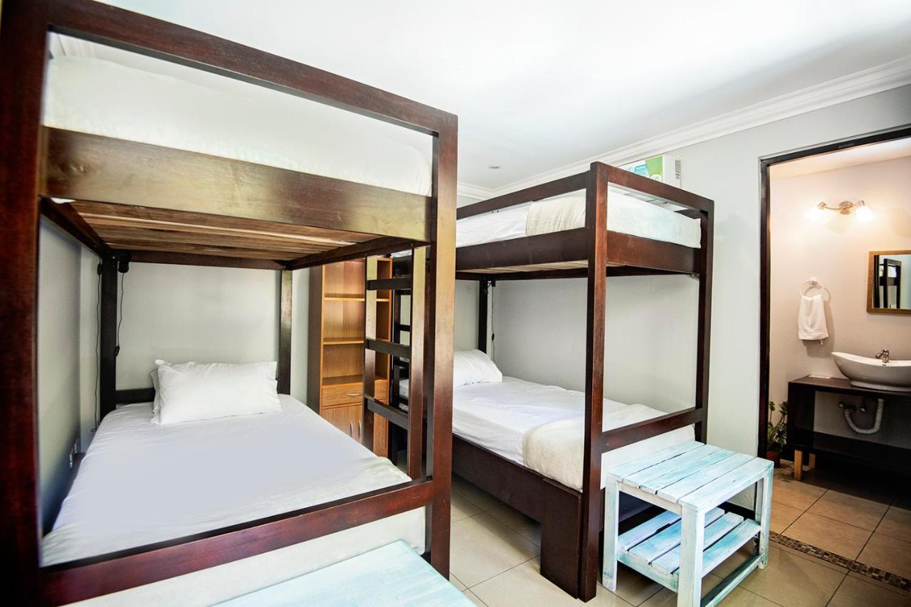 Encanto Del Mar Hotel Jaco Exterior photo