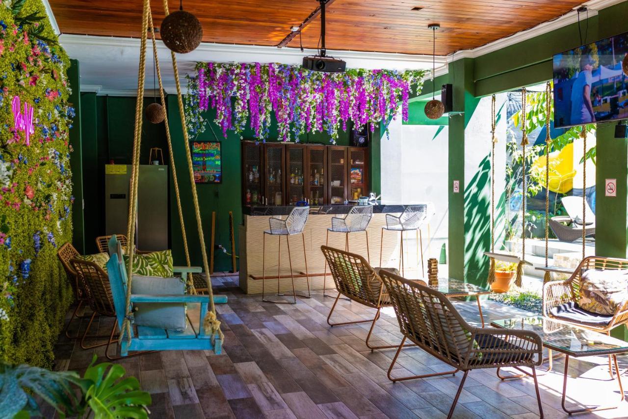 Encanto Del Mar Hotel Jaco Exterior photo